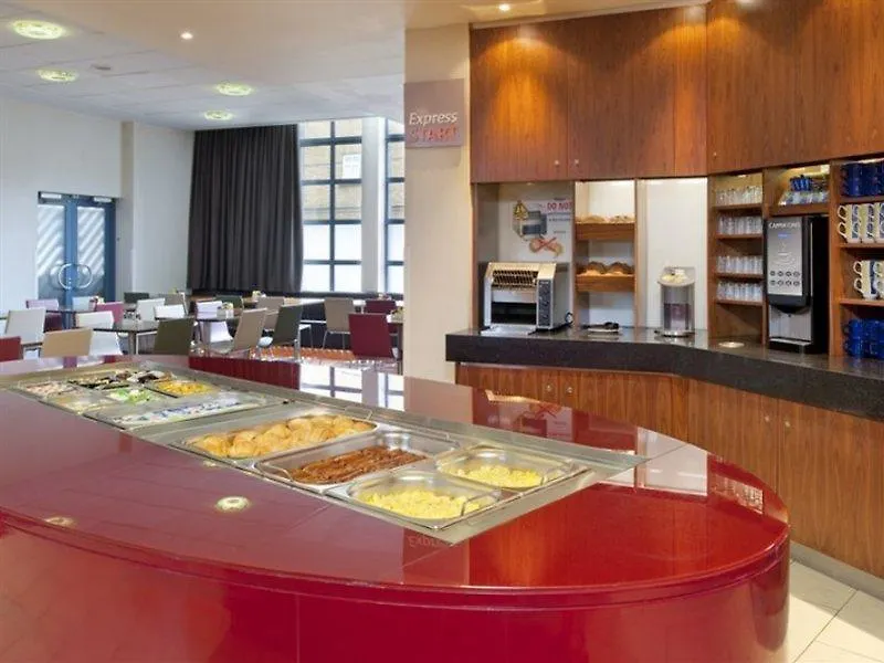 Holiday Inn Express London City, An Ihg Hotel 3*,
