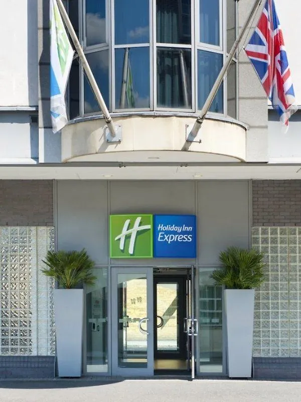 Holiday Inn Express London City, An Ihg Hotel 3*,