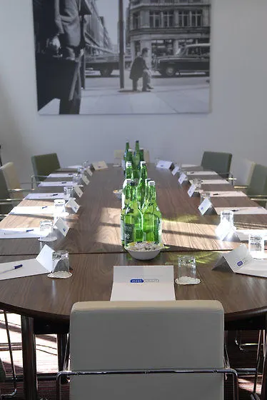 Holiday Inn Express London City, An Ihg Hotel 3*,
